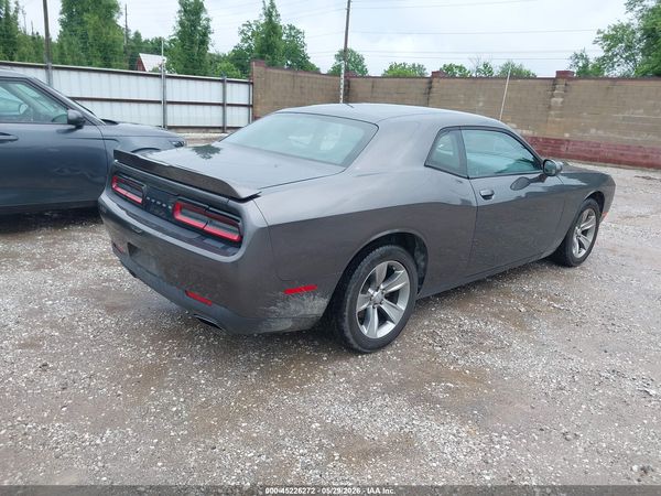 2016 DODGE CHALLENGER SXT