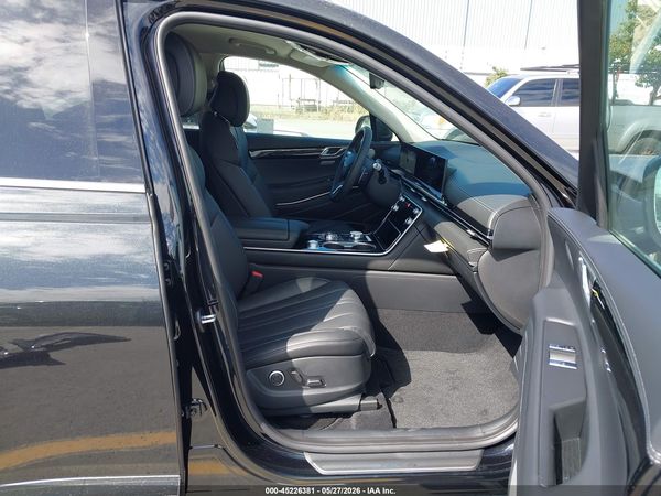2026 GENESIS GV80 2.5T RWD