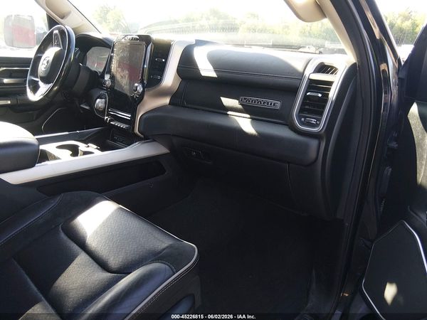 2019 RAM 1500 LARAMIE  4X4 6'4 BOX
