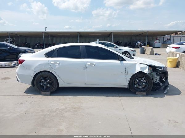 2023 KIA FORTE LXS