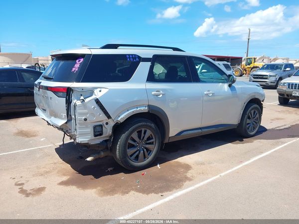 2022 NISSAN PATHFINDER — I4