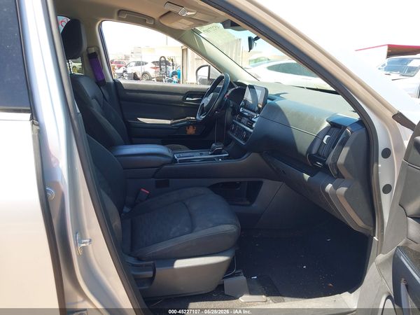 2022 NISSAN PATHFINDER SV 2WD — I5