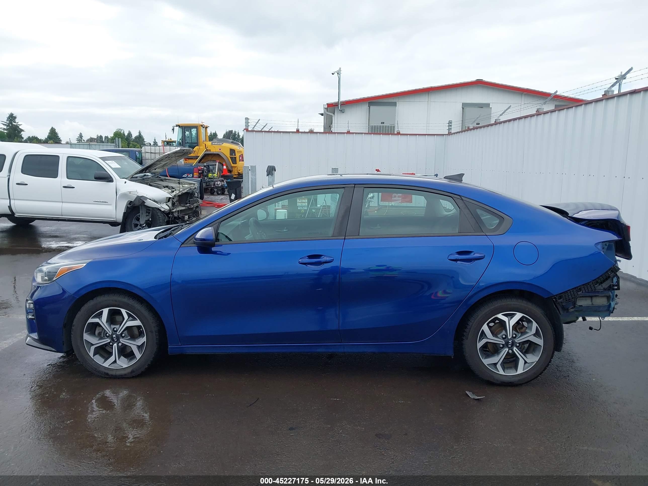 2019 KIA FORTE LXS