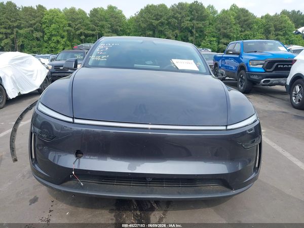 2026 TESLA MODEL Y