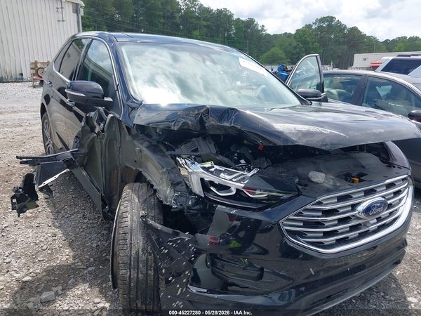 2024 FORD EDGE TITANIUM — I6