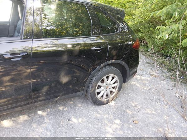 2013 PORSCHE CAYENNE