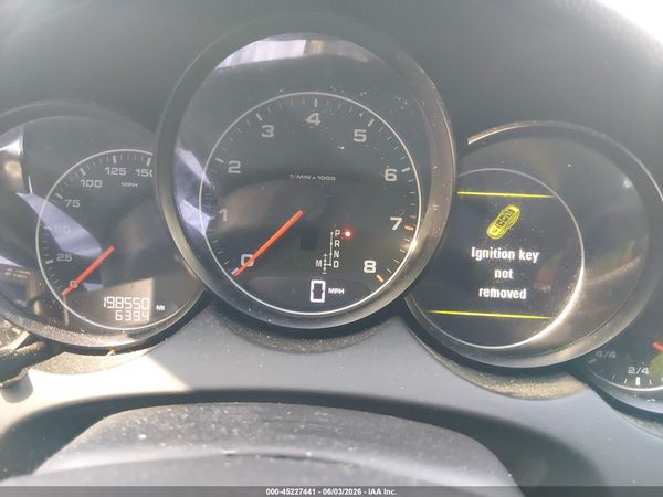 2013 PORSCHE CAYENNE