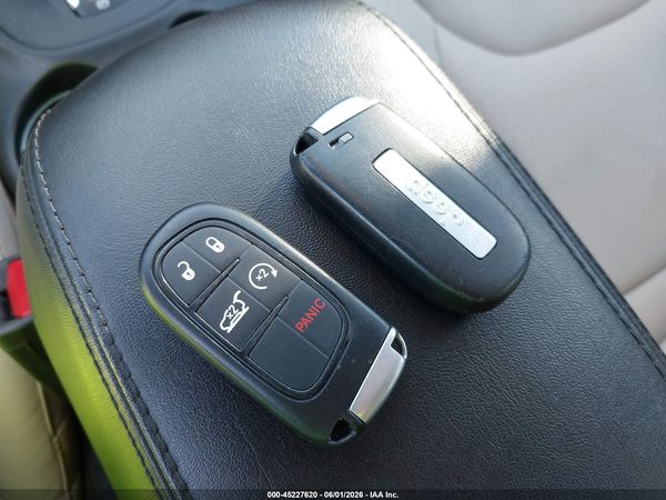 2017 JEEP CHEROKEE LATITUDE 4X4