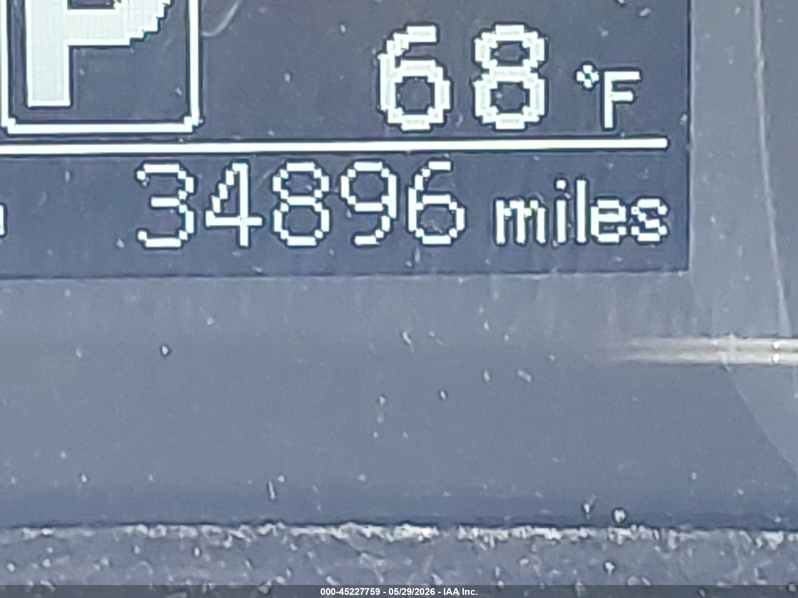 2017 TOYOTA SIENNA LE 8 PASSENGER