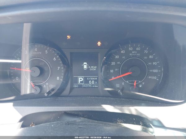 2017 TOYOTA SIENNA LE 8 PASSENGER