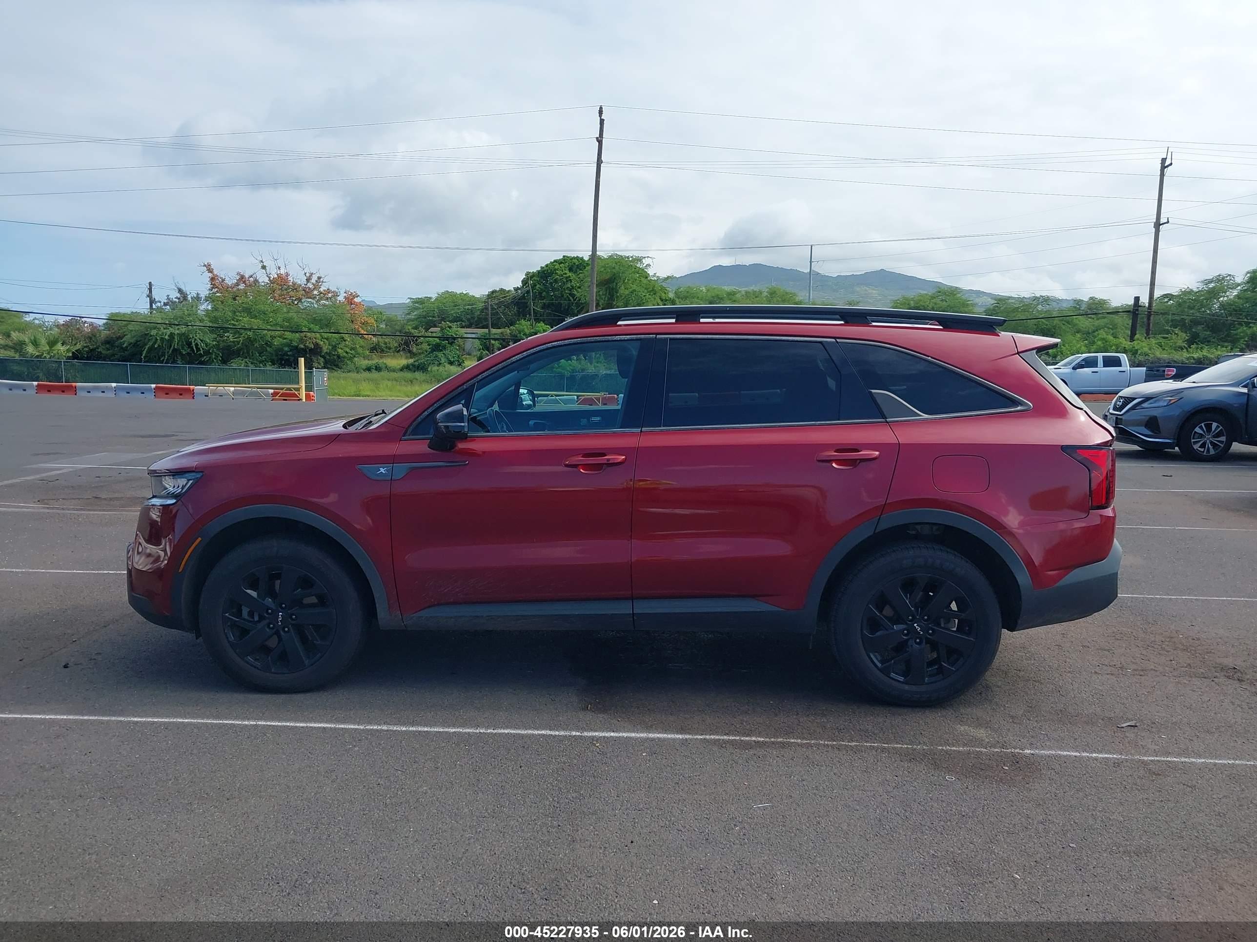 2022 KIA SORENTO X-LINE S
