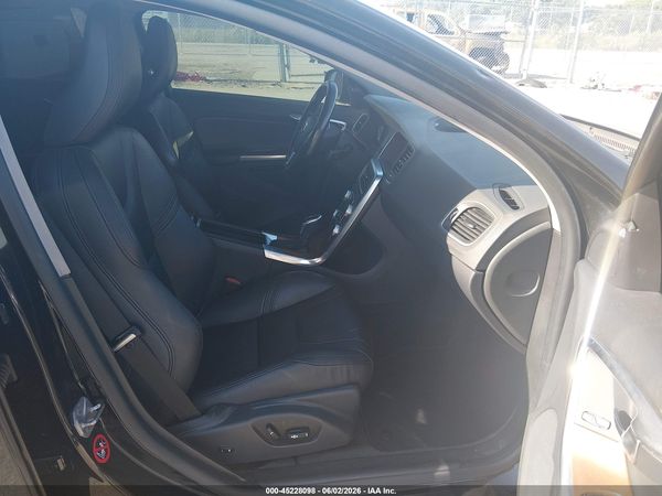 2016 VOLVO S60 INSCRIPTION T5 PLATINUM