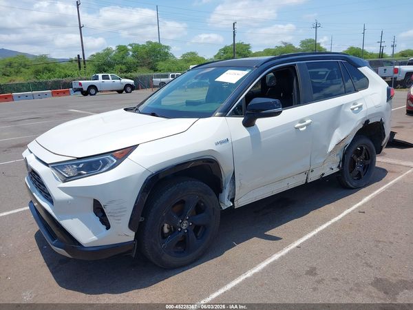 2019 TOYOTA RAV4 HYBRID XSE