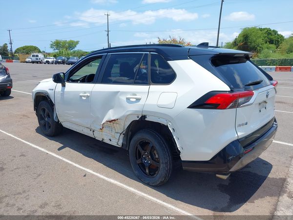 2019 TOYOTA RAV4 HYBRID XSE