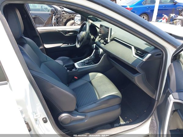 2019 TOYOTA RAV4 HYBRID XSE