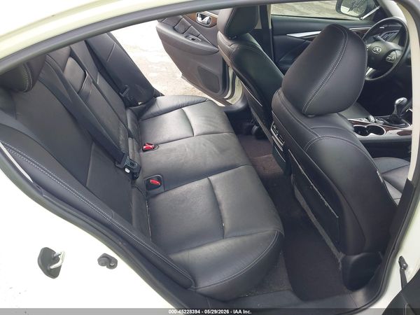 2016 INFINITI Q50 3.0T PREMIUM — I8