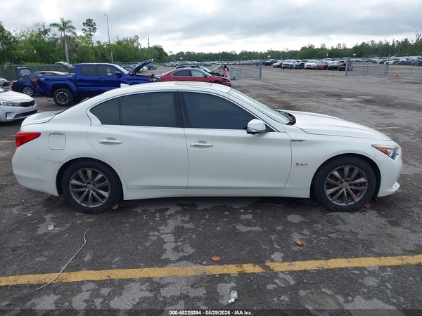 2016 INFINITI Q50 3.0T PREMIUM — I116