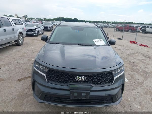 2021 KIA SORENTO S