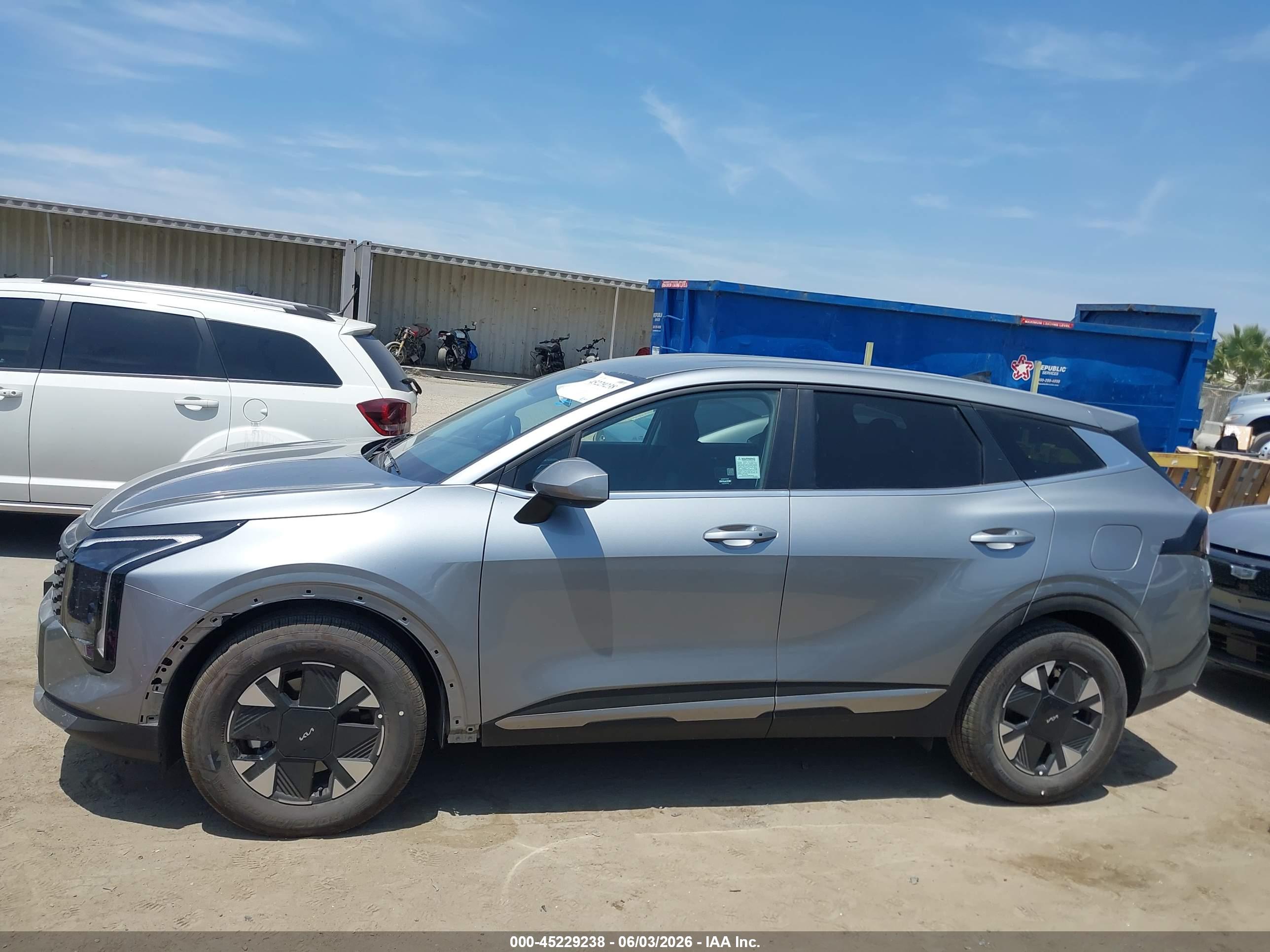 2026 KIA SPORTAGE HYBRID LX