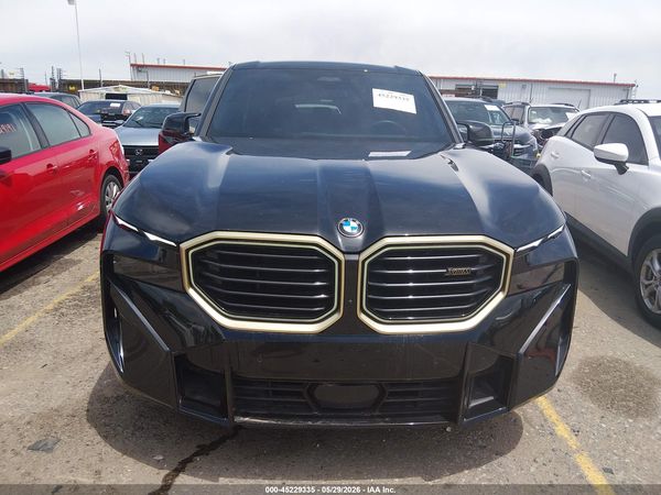 2024 BMW XM