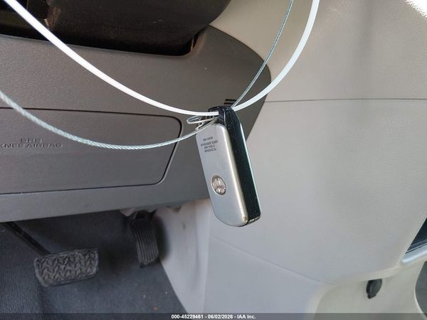 2020 TOYOTA SIENNA XLE