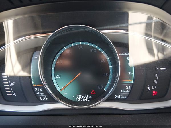 2016 VOLVO XC60 T5 PREMIER