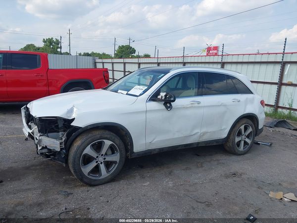 2017 MERCEDES-BENZ GLC 300 GLC300