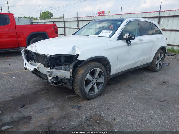 2017 MERCEDES-BENZ GLC 300 GLC300