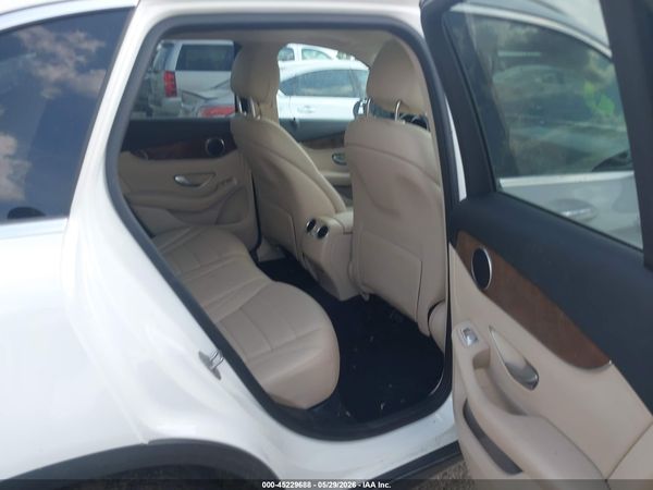 2017 MERCEDES-BENZ GLC 300 GLC300