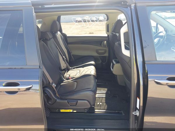 2025 KIA CARNIVAL MPV LXS