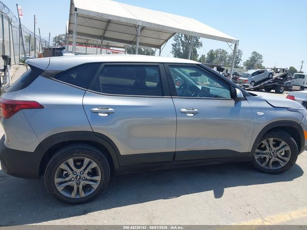 2023 KIA SELTOS LX