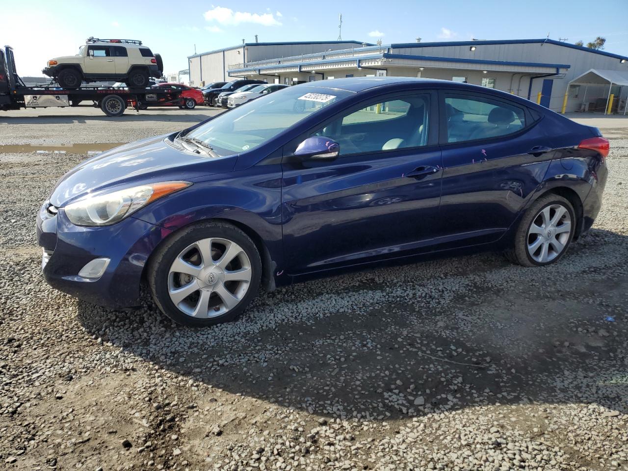 2013 HYUNDAI ELANTRA