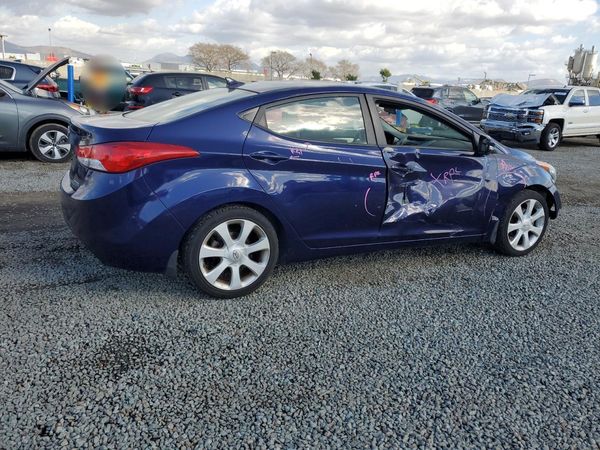 2013 HYUNDAI ELANTRA