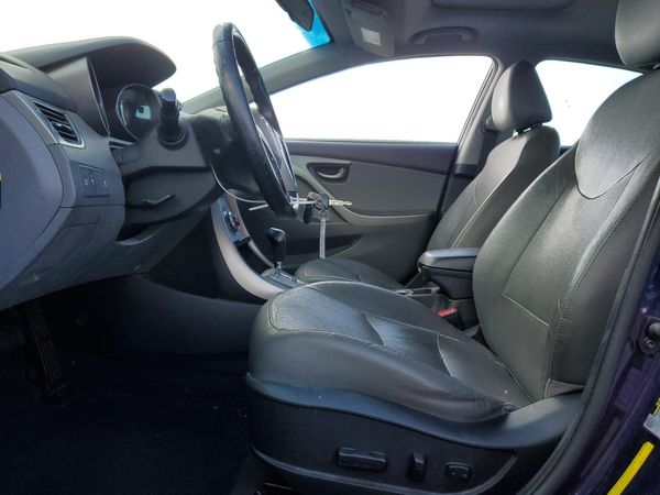 2013 HYUNDAI ELANTRA