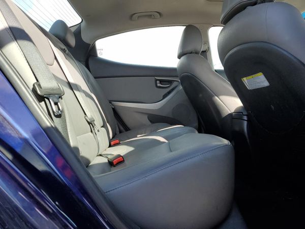 2013 HYUNDAI ELANTRA