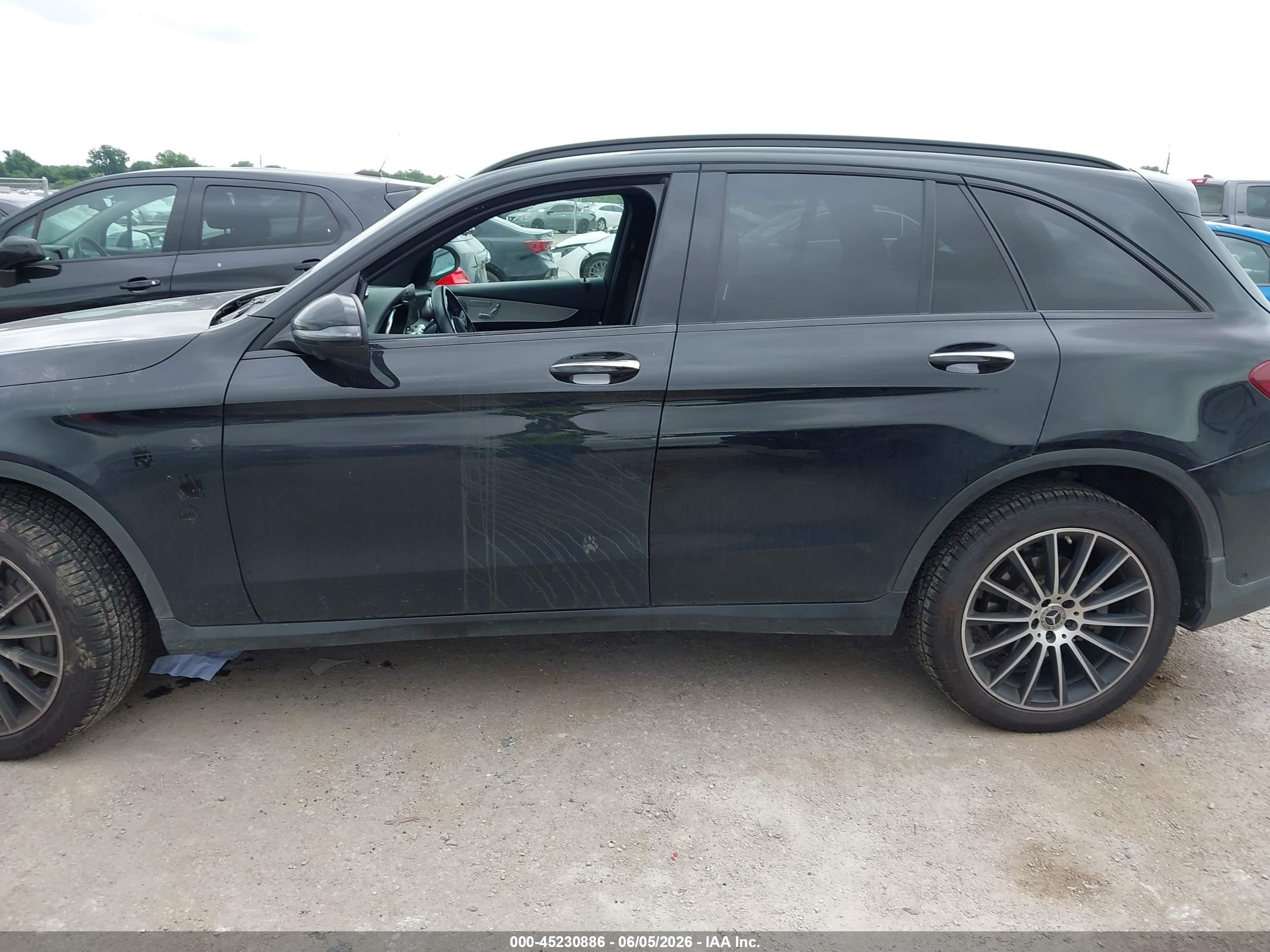 2021 MERCEDES-BENZ GLC 300 SUV