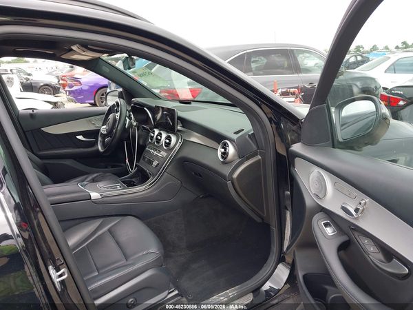 2021 MERCEDES-BENZ GLC 300 SUV
