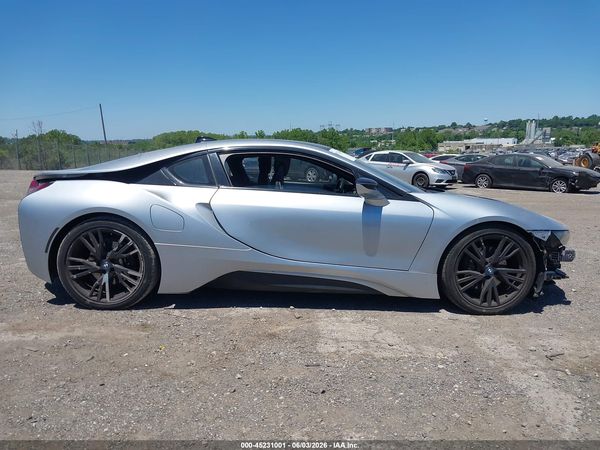 2015 BMW I8