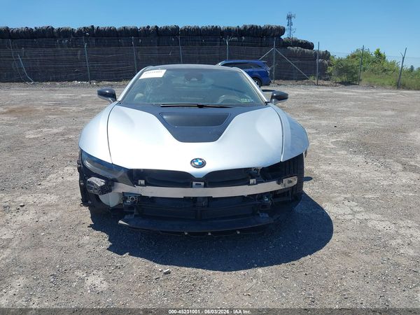 2015 BMW I8