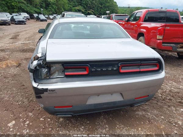 2017 DODGE CHALLENGER SXT