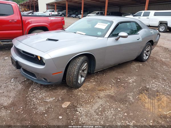 2017 DODGE CHALLENGER SXT