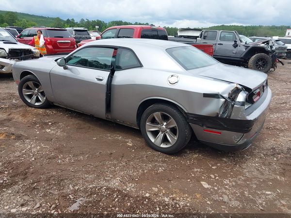 2017 DODGE CHALLENGER SXT