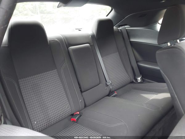 2017 DODGE CHALLENGER SXT