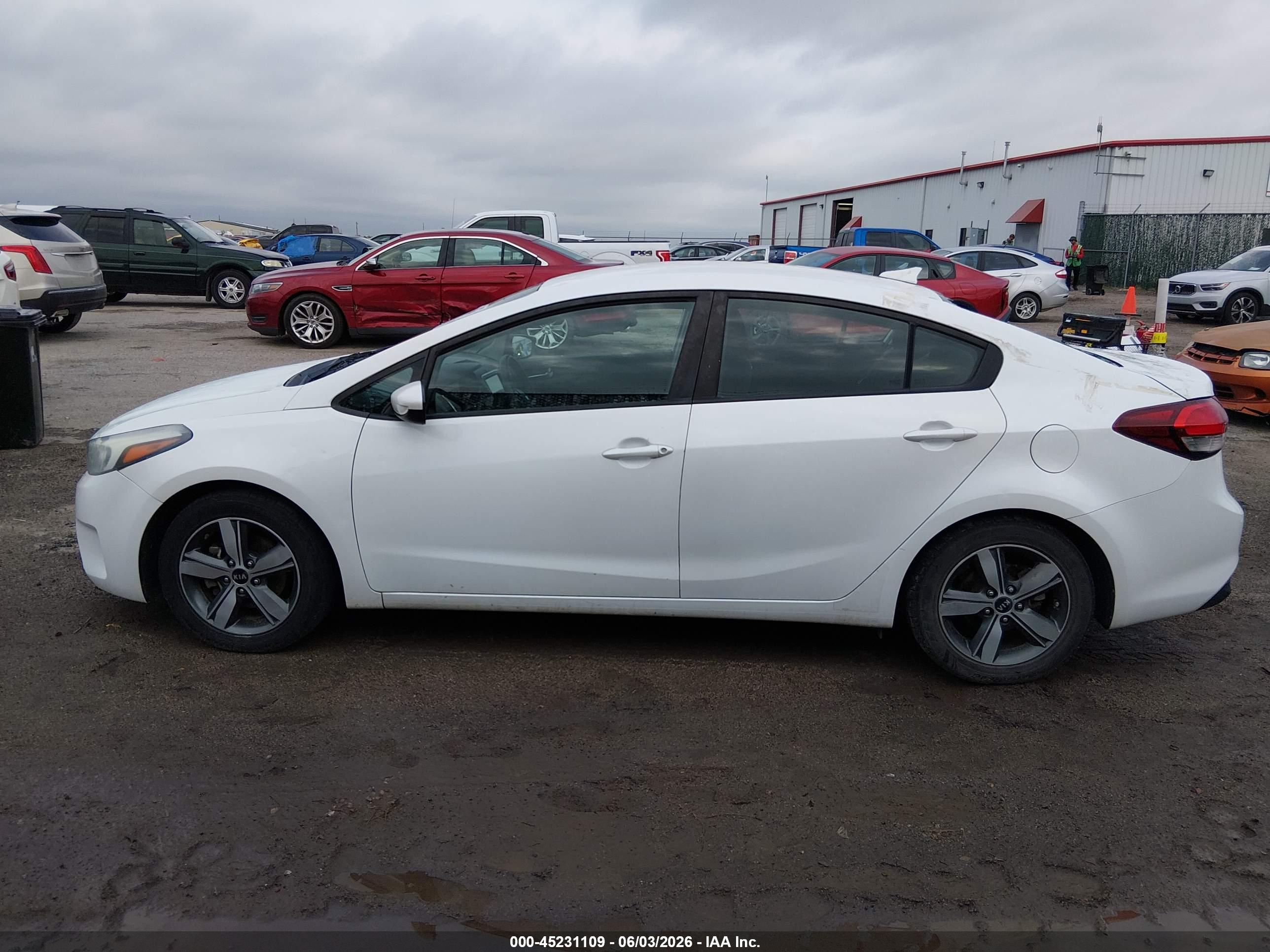 2018 KIA FORTE LX