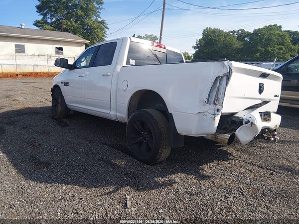 2018 RAM 1500 SPORT