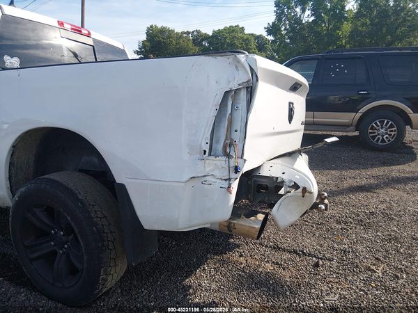 2018 RAM 1500 SPORT