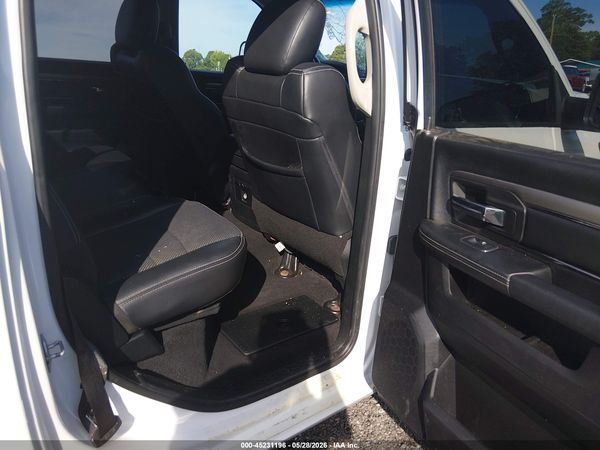 2018 RAM 1500 SPORT