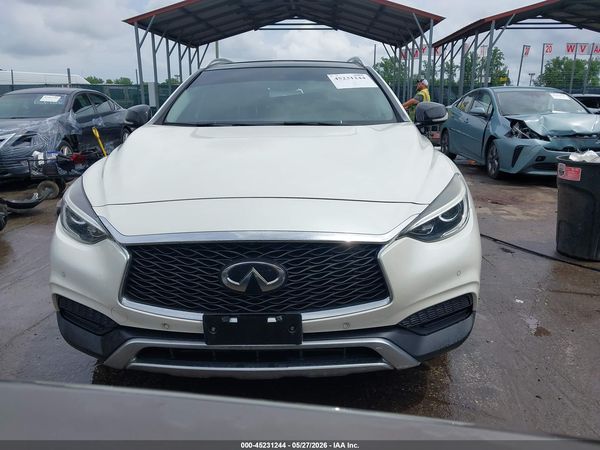 2019 INFINITI QX30 LUXE