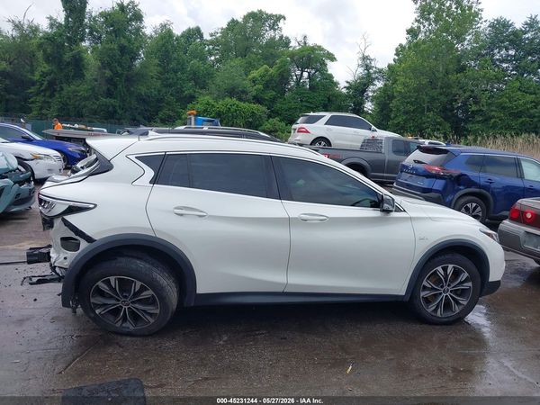 2019 INFINITI QX30 LUXE