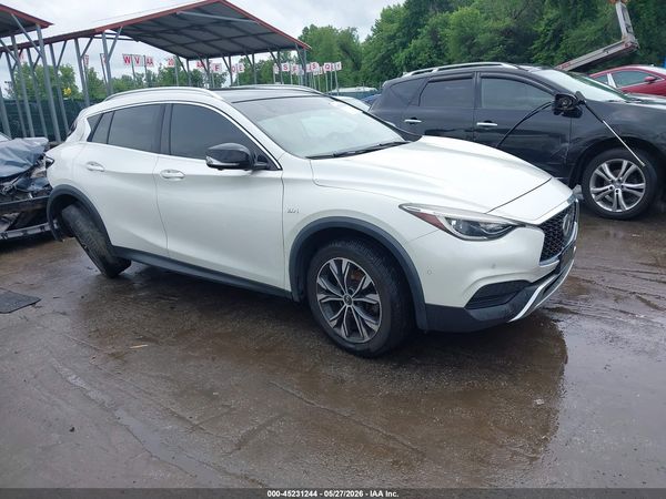 2019 INFINITI QX30 LUXE